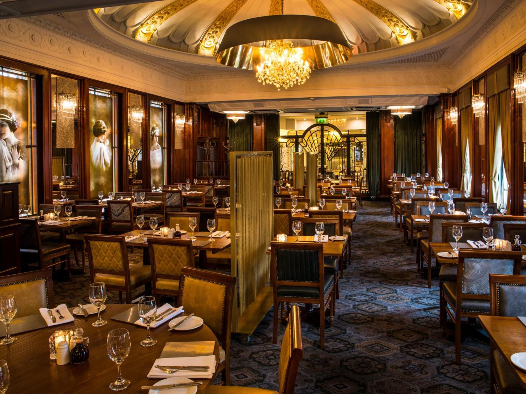 The Royal Toby Hotel Рочдейл Екстериор снимка