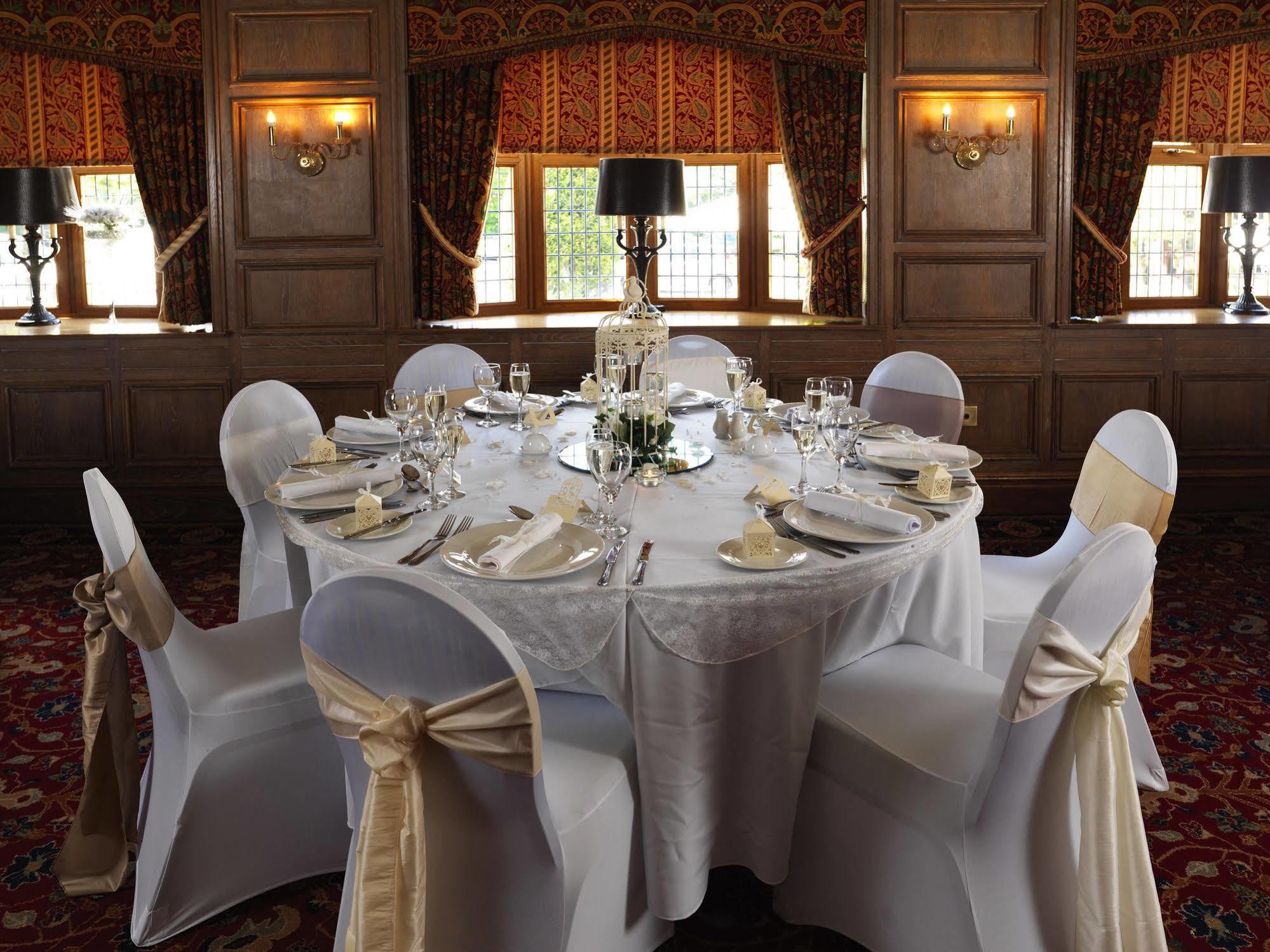 The Royal Toby Hotel Рочдейл Екстериор снимка